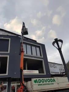 Montaža na poslovnom objektu